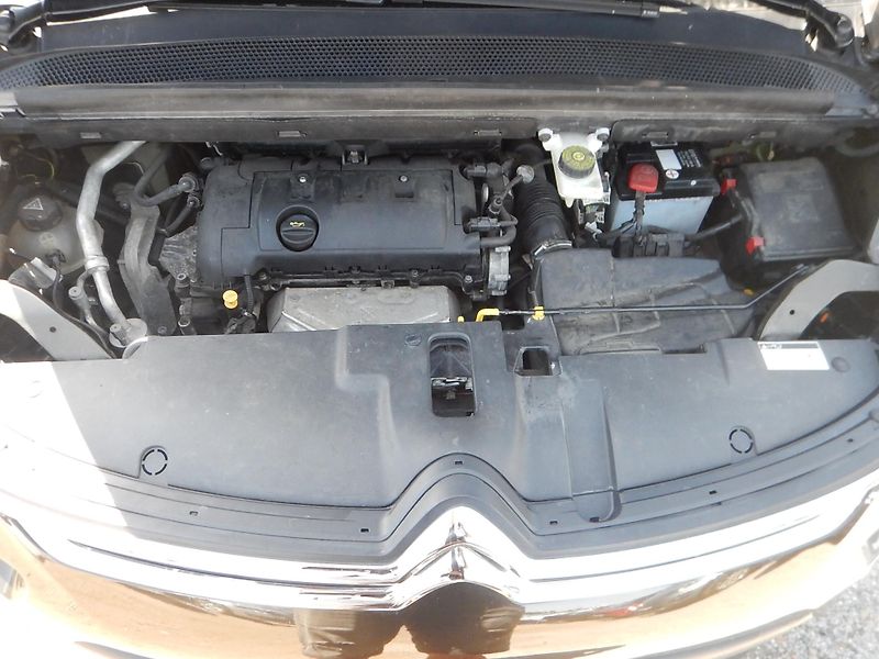 Citroën C4 Picasso 1.6i, 88 kW, DIGIKLIMA - fotka 23 z 27