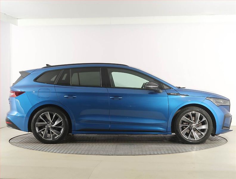 Škoda Enyaq (2021) Sportline iV 60 (62 kWh) - fotka 6 z 32