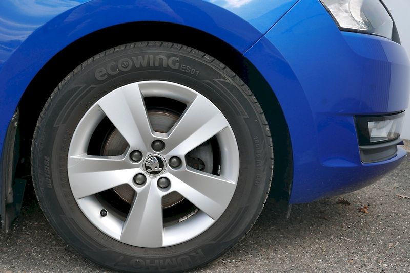 Škoda Rapid (2019) 1.0 TSI 70 kW M5° Ambition plu - fotka 20 z 21