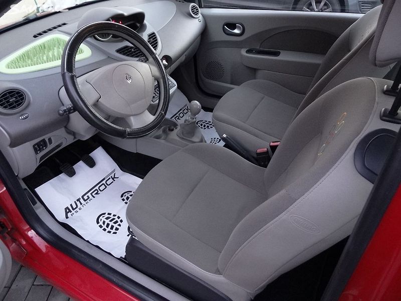 Renault Twingo 1.2 56kW - fotka 9 z 23