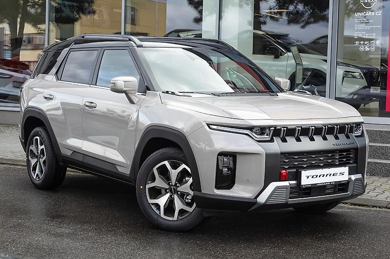 SsangYong Torres (2025) 1,5 GDI 2WD AT STYLE EL.5DVEŘE - fotka 3 z 16