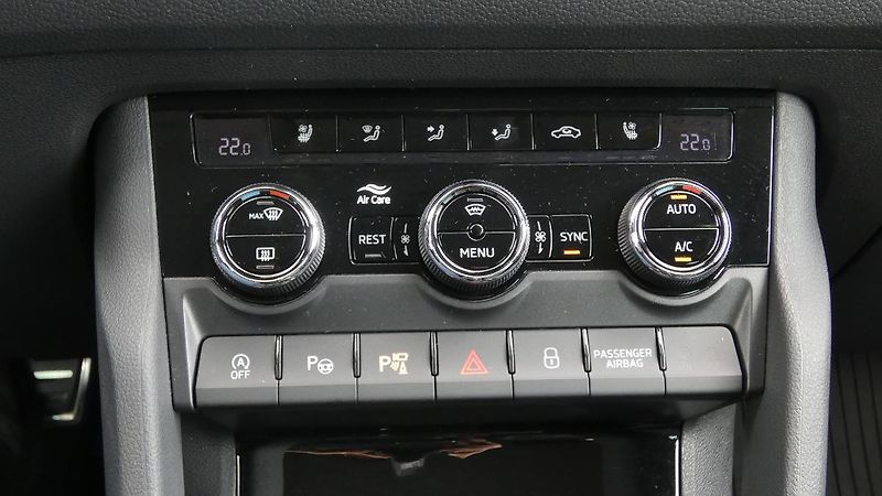 Škoda Kodiaq 2.0 TDI L&K 4x4 DSG - fotka 17 z 26