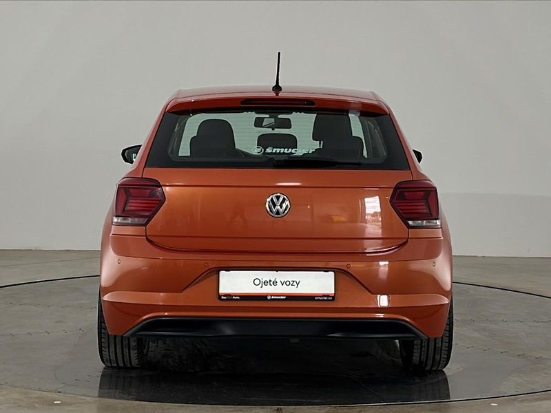 Volkswagen Polo Highline - fotka 17 z 27