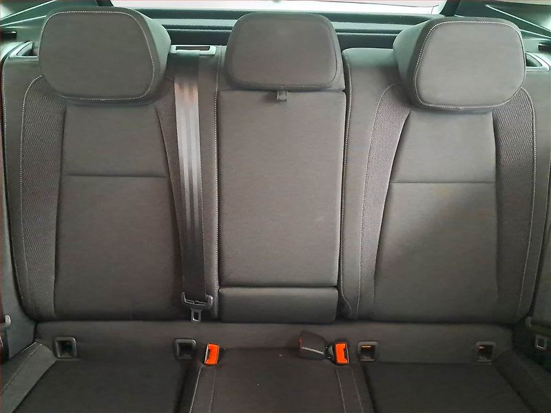 Škoda Karoq (2023) 2.0 TDI - fotka 10 z 20