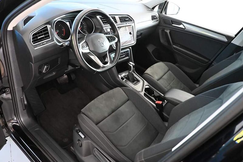 Volkswagen Tiguan (2023) 2.0 LIFE DSG LED ACC Tažné TDI - fotka 11 z 35