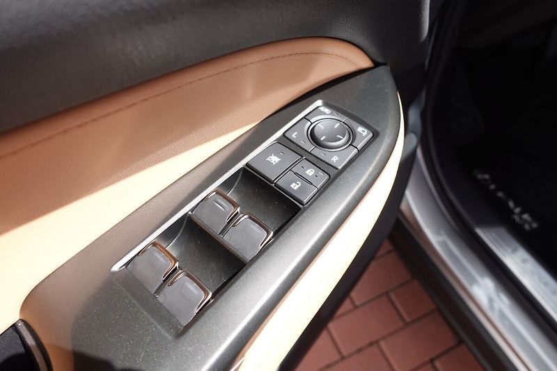 Lexus NX 350h NX350h Executive FWD - fotka 11 z 33