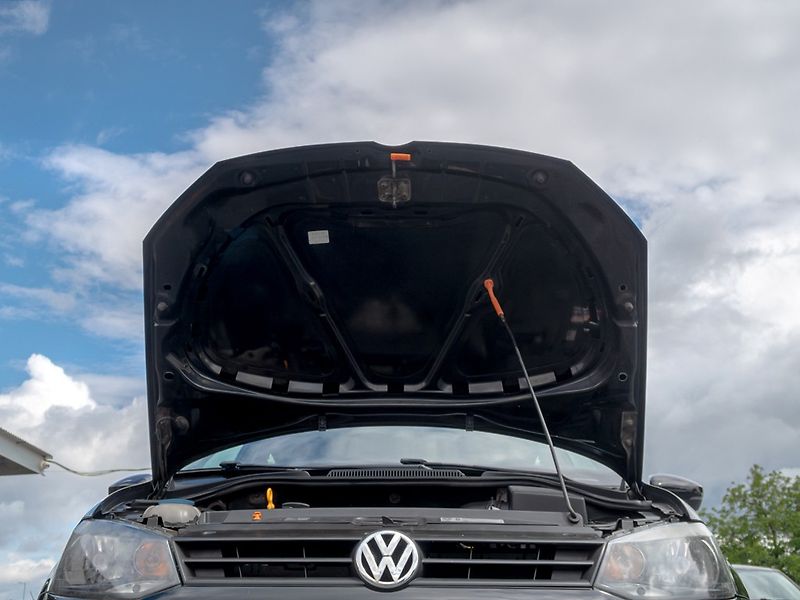 Volkswagen Polo (2009) 1.2HTP KLIMA – ROZVODY - fotka 32 z 40