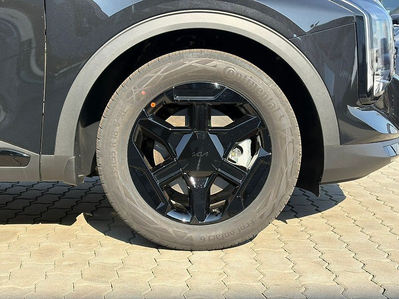 Kia Sportage (2026) 1,6 T-GDi GPF 4x2 7DCT BLACK E - fotka 4 z 13