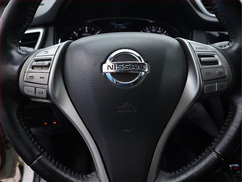 Nissan X-Trail (2015) Tekna 1.6 dCi, 4X4, 7 míst - fotka 23 z 23