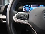 Volkswagen Golf (2023) Life 2.0 TDI, Automat - náhled 16