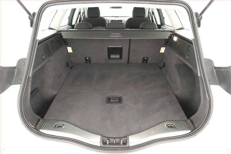 Ford Mondeo (2017) 2.0 TDCI, Automat, Navi - fotka 11 z 21