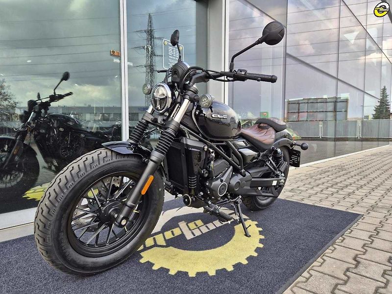 CFMOTO (2026) 250 CL-C - fotka 25 z 37