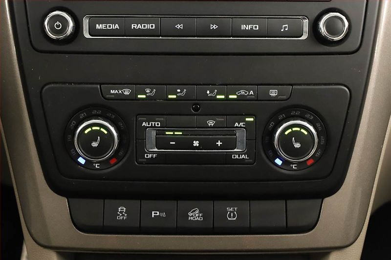 Škoda Yeti (2014) 2.0 TDI, 4X4, Tempomat - fotka 10 z 15