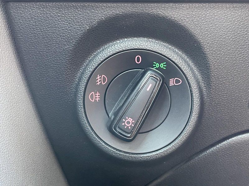 Seat Leon (2018) 1.2 TSI 63 kW Reference - fotka 7 z 31