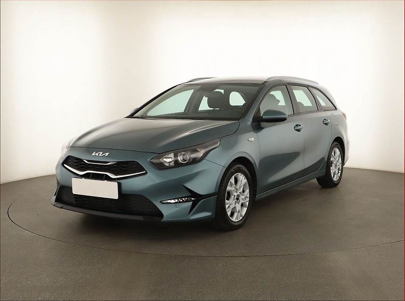 Kia Ceed (2023) Spin 1.0 T-GDI, SPIN, DPH - fotka 2 z 14