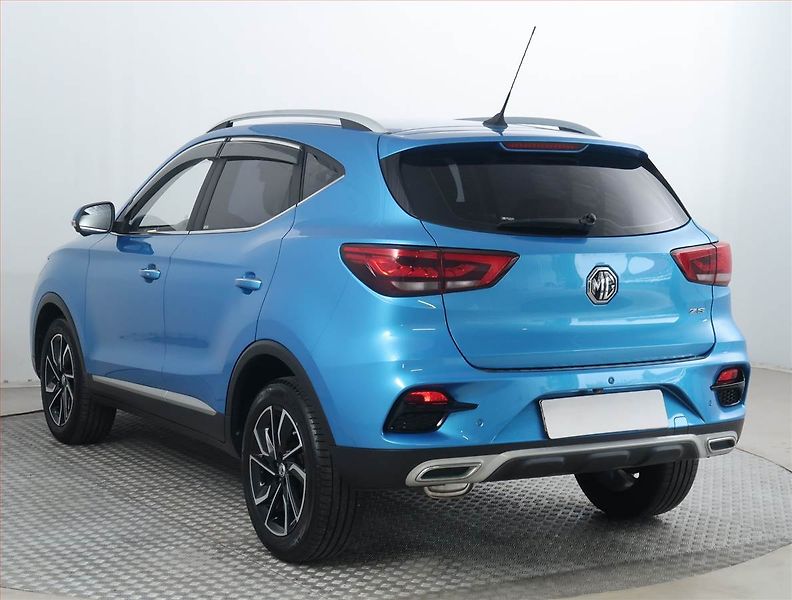 MG ZS (2022) Exclusive 1.0 Turbo, Automat - fotka 4 z 18