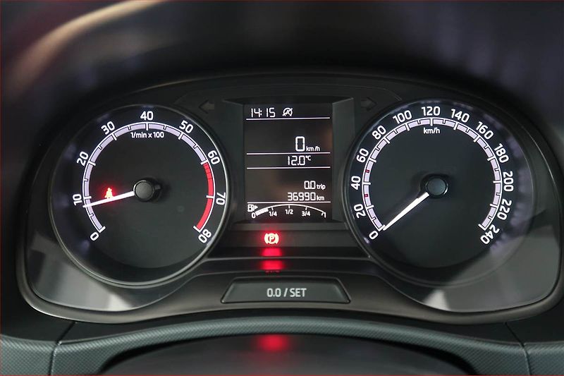 Škoda Fabia (2019) 1.0, Serv.kniha - fotka 11 z 15