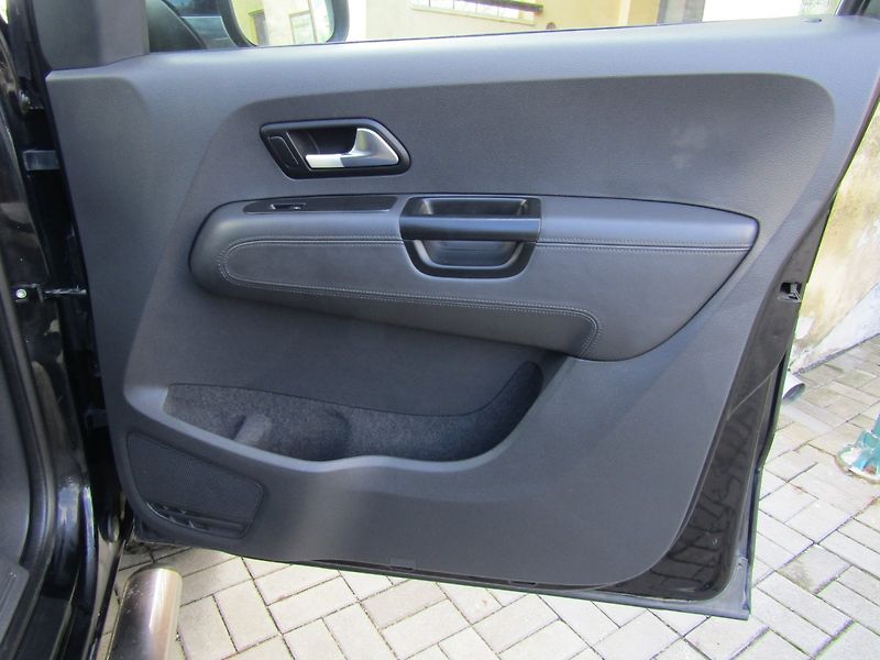 Volkswagen Amarok (2010) 2.0 TDI 120kW - fotka 23 z 32