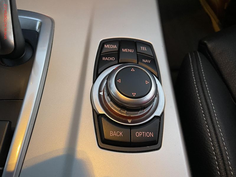 BMW X3 (2016) 2.0 D xDrive20d, AT, kůže - fotka 19 z 22