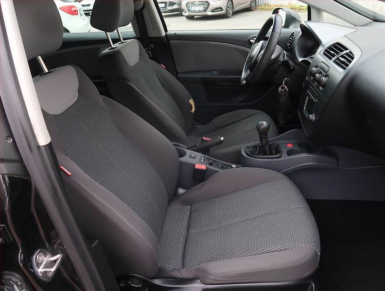 Seat Leon (2007) Reference 1.9 TDI, po STK - fotka 9 z 17