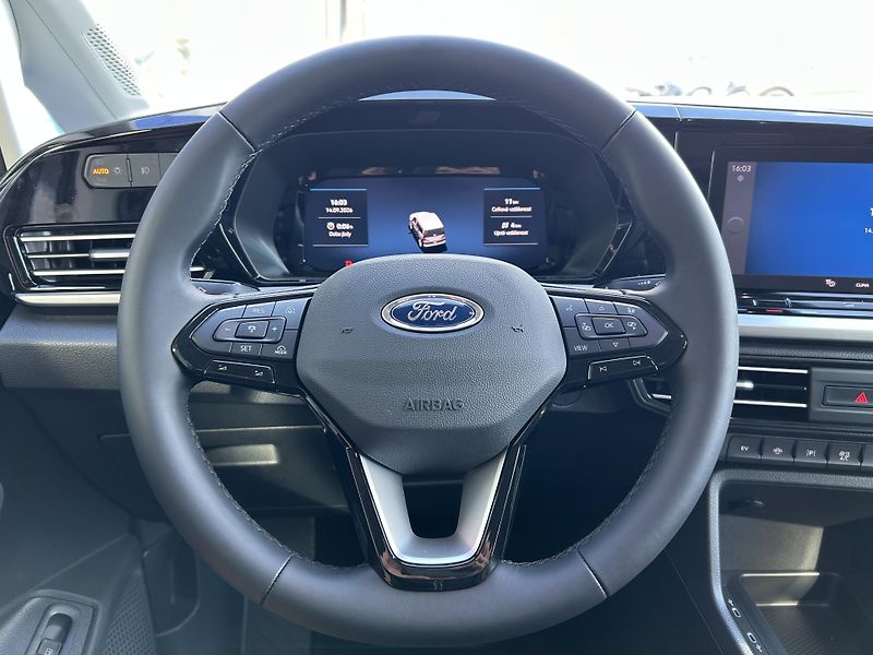 Ford Tourneo Connect 1.5 Ecoboost 110kW AT Titanium - fotka 19 z 38