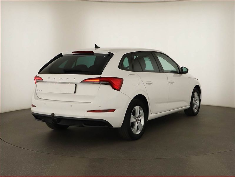 Škoda Scala (2021) 1.0 TSI, Serv.kniha, Tempomat - fotka 5 z 14