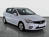 Kia Ceed (2012) 1.6 CRDi, po STK, zamluveno - náhled 1