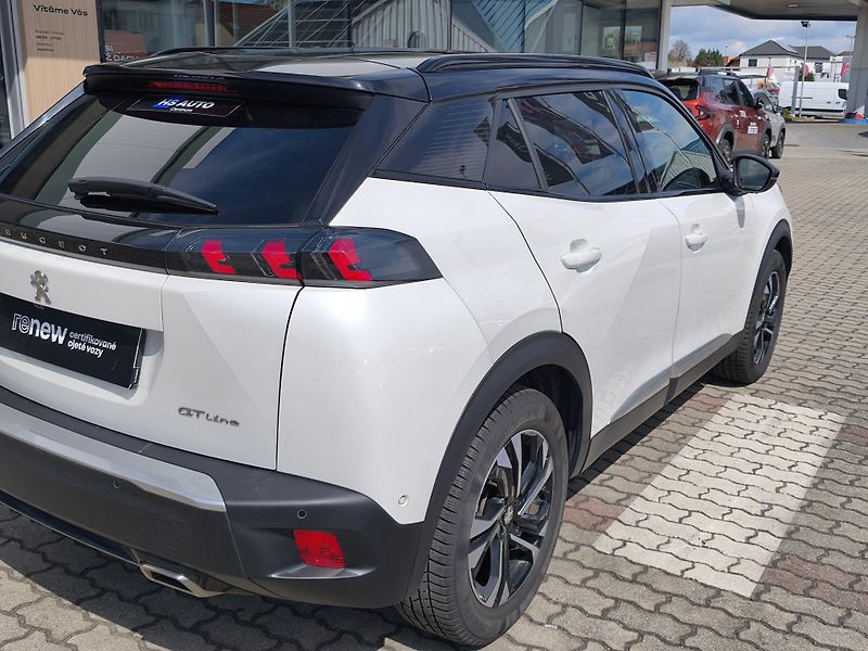 Peugeot 2008 2020 GT Line 1.2 PT 96kW  - fotka 29 z 34