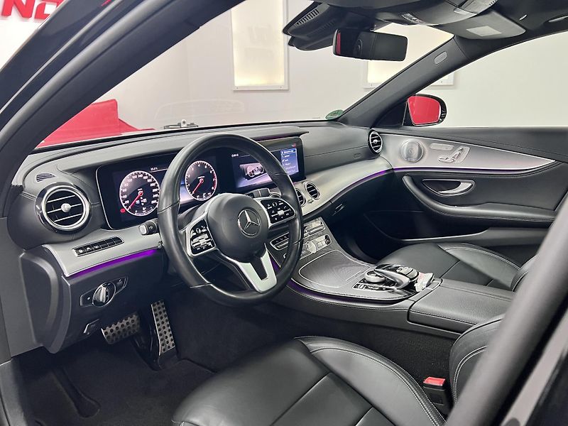 Mercedes-Benz Třídy E E 450, 270 kW, 4Matic, AMG - fotka 16 z 50