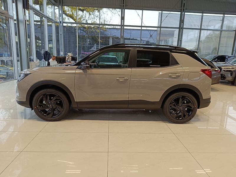 KGM Korando STYLE + 1.5 GDI-T 69875 - fotka 4 z 12