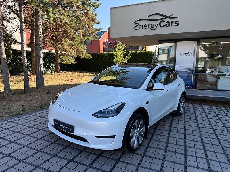 Tesla Model Y Long Range AWD - fotografie inzerátu