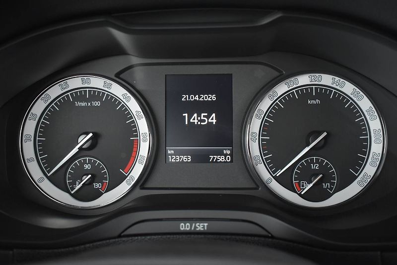 Škoda Karoq (2021) 2.0TDI 110kW, tažné,Webasto - fotka 17 z 23