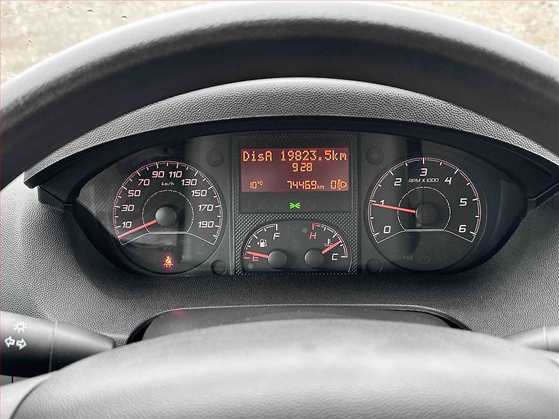 Peugeot Boxer (2017) 2.0 BlueHDi, Valník - fotka 8 z 12
