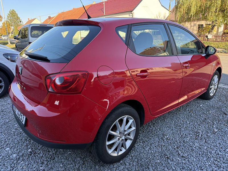 Seat Ibiza 1.2i 51 KW ALU PUVOD CR. - fotka 5 z 13