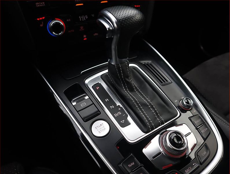 Audi Q5 (2015) S line 3.0 TDI, 4X4, Automat - fotka 11 z 23