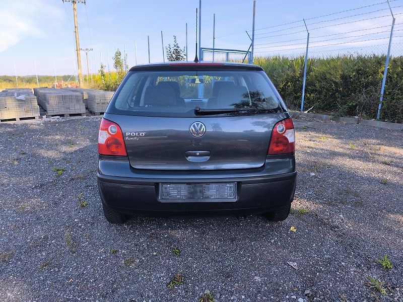 Volkswagen Polo (2004) 1.2 DOLOŽENÉ KM - fotka 5 z 28