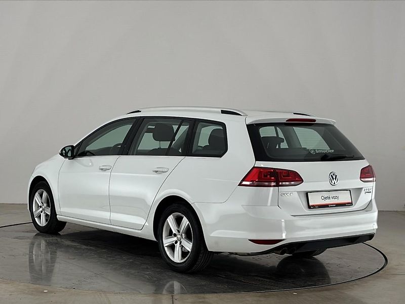 Volkswagen Golf Highline DSG - fotka 15 z 28
