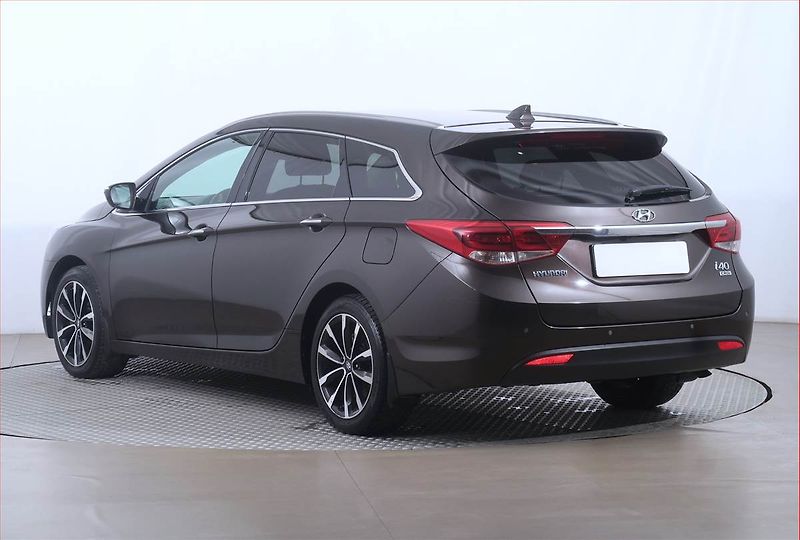 Hyundai i40 (2016) 1.7 CRDi, Serv.kniha, Navi - fotka 4 z 23