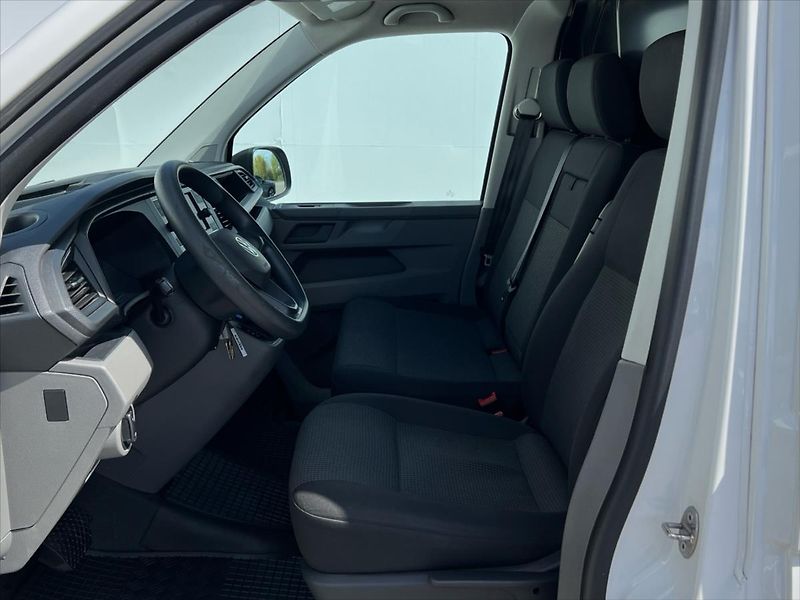 Volkswagen Transporter 2,0 TDi 110kW 7DSG 3místný  T6 - fotka 10 z 21
