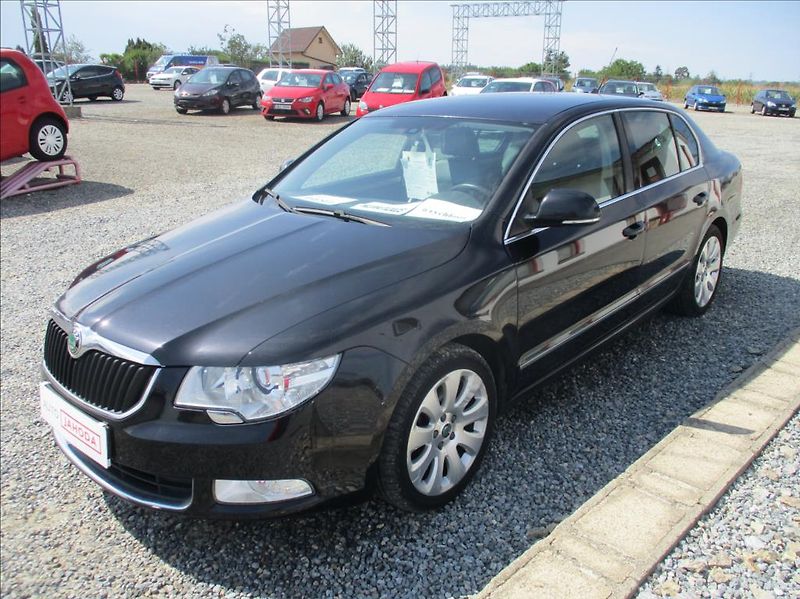 Škoda Superb 2,0 TDi, Eleg.aut,klim s.kn,CZ - fotka 3 z 44