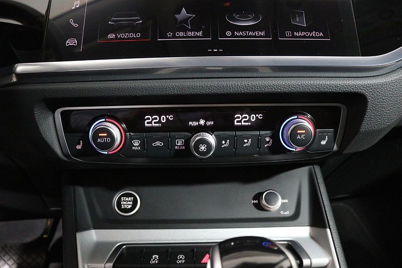 Audi Q3 TFSI 1,5 Stronic - fotka 19 z 26