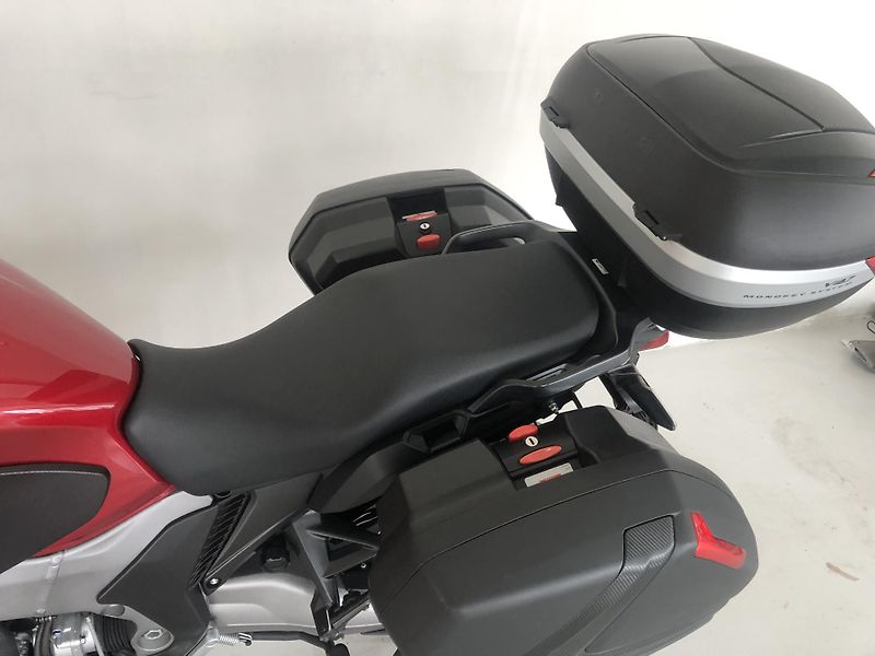 Honda VFR 1200 X Crosstourer - fotka 12 z 21