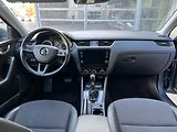 Škoda Octavia Combi 2,0 TDI Style/ odp.dph - náhled 36
