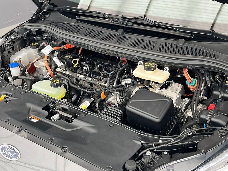 Ford S-MAX 2.5 Duratec HEV ST-LINE - fotka 42 z 68