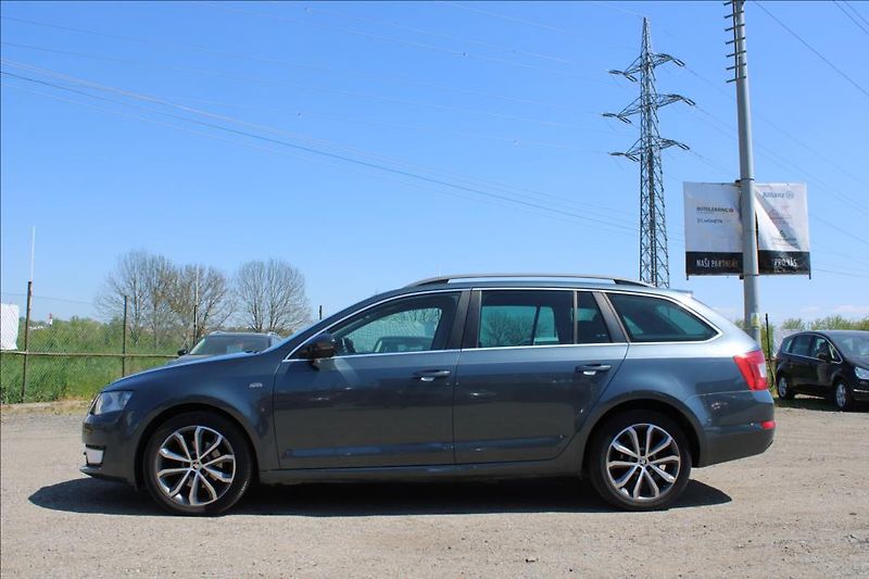 Škoda Octavia 1,4 TSi  EDITTION, XENONY - fotka 8 z 27