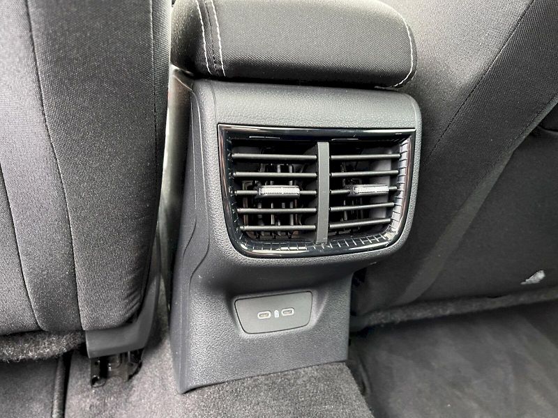 Škoda Fabia (2024) 1.0 TSI 81kW Monte Carlo - fotka 27 z 34