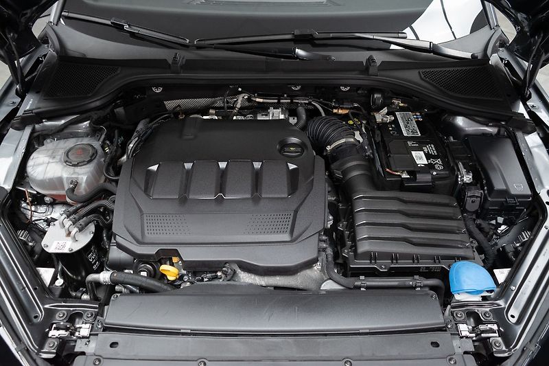Škoda Octavia 2.0 TDI STYLE*KESSY*DPH*ČR 1.M - fotka 35 z 41