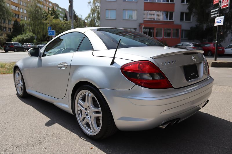 Mercedes-Benz SLK 55 AMG - fotka 14 z 50