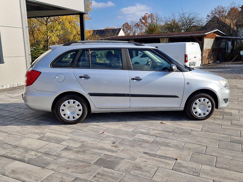 Škoda Fabia (2010) 1,6 TDI 55 Kw Klima - fotka 4 z 28
