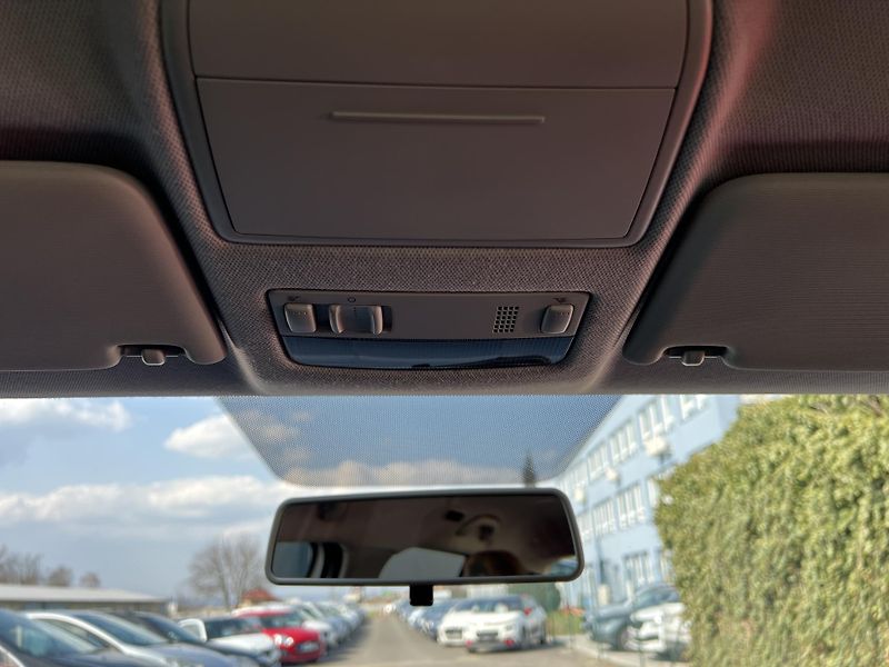 Škoda Fabia 1.0MPi 44kw TEMPOMAT KLIMA - fotka 16 z 36